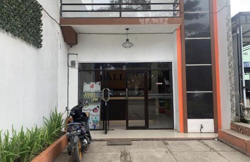 Luwuk Hotel | Hotel O Penginapan Laota Syariah Near Rumah Sakit Islam Faisal Makassar