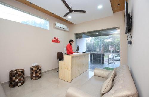 Dera Bassi Hotel | Hotel O Platina