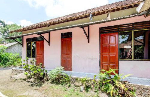Cangkringan Hotel | Hotel O Pondok Wisata Sekar KemuningNearWonogondang Camp (Bumi Perkemahan Wonogondang)
