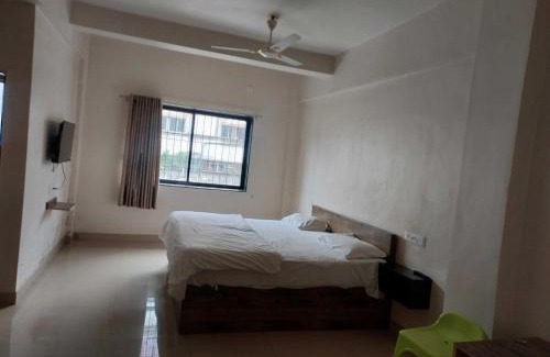 Vadgaon Budruk Hotel | Hotel O Prarambh inn