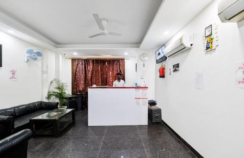 Khattalwada Hotel | Hotel O Premium Rooms Chhatarpur