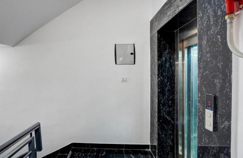 Faridabad Hotel | Hotel O Premium Rooms