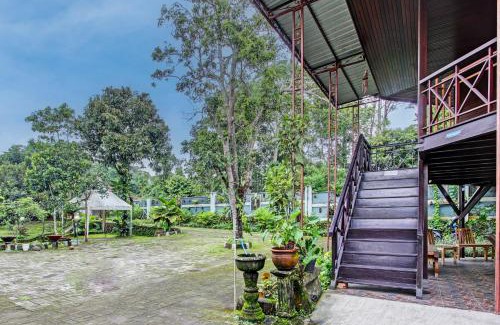 Cangkringan Hotel | Hotel O Puri Adem 86 Syariah BunkbedNearMerapi Golf Club