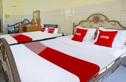Lumajang Hotel | Hotel O Putih Mulia Homestay Syariah