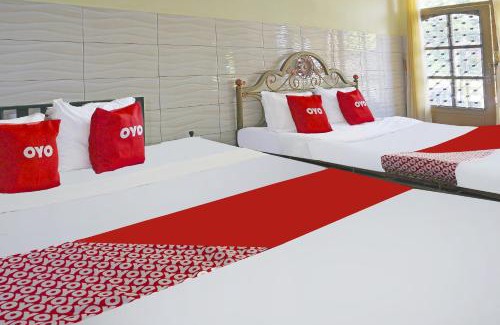 Lumajang Hotel | Hotel O Putih Mulia Homestay Syariah