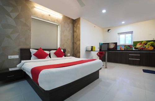 Vizianagaram Hotel | Hotel O Pydithalli Ammavari Temple Vizianagaram