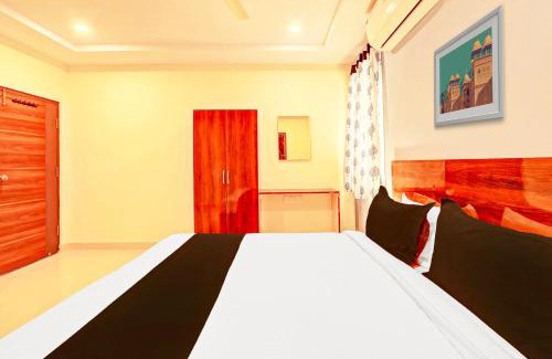Hyderabad Hotel | HOTEL O R SQUARE