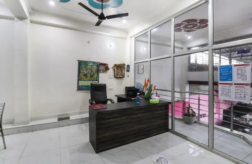 Lucknow Hotel | Hotel O Rajdhani Hotel