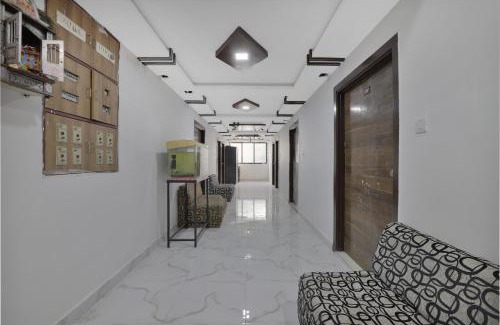 Thaltej Hotel | Hotel O Rudra Palace