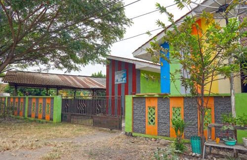 Paiton Hotel | Hotel O Rumah Kos Arafah Syariah