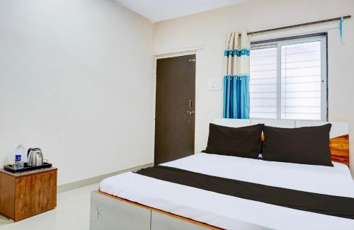 Pune Hotel | Hotel O Sahara Guest House