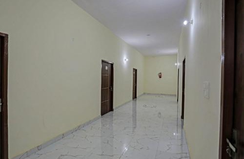 Faridabad Hotel | Hotel O Seven Spring