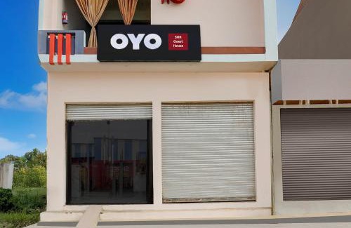 Amroha Hotel | Hotel O SHR Guest House
