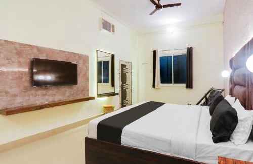 Varanasi Hotel | Hotel O Shree Hotel Mriduni