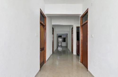 Indira Nagar Hotel | HOTEL O SILVER DREAMS