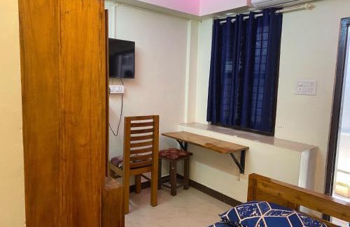 Nedumangad Hotel | Hotel O Siva Jyothi