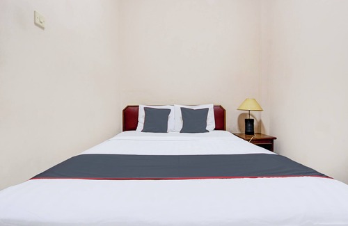 Solo City Centre Hotel | Hotel O Solo near Stasiun Solo Balapan formerly Hotel Trihadhi
