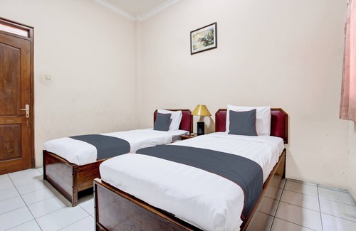 Solo City Centre Hotel | Hotel O Solo near Stasiun Solo Balapan formerly Hotel Trihadhi