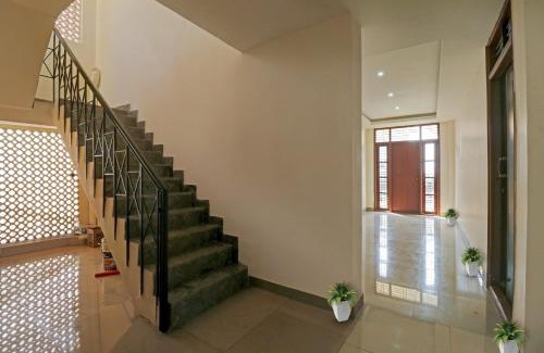 Bengaluru Hotel | Hotel O Sri Saptagiri Boarding & Lodging