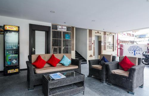 Chanda Nagar Hotel | Hotel O Ssr Luxury Rooms