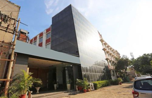DLF Phase 3 Hotel | Hotel O Star Spring