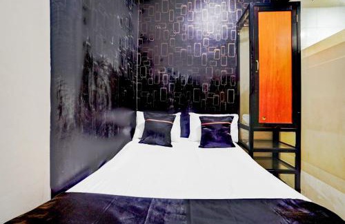 Gubeng Hotel | Hotel O Surabaya near Universitas Airlangga formerly Kertajaya Residence Surabaya
