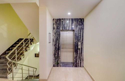 Sector 39 Hotel | Hotel O The Green Acres