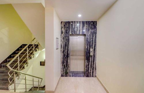 Sector 39 Hotel | Hotel O The Green Acres