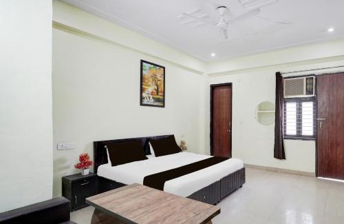Noida Hotel | Hotel O Tree Inn