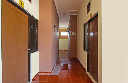 Pekalongan Hotel | Hotel O Wahidin Guesthouse
