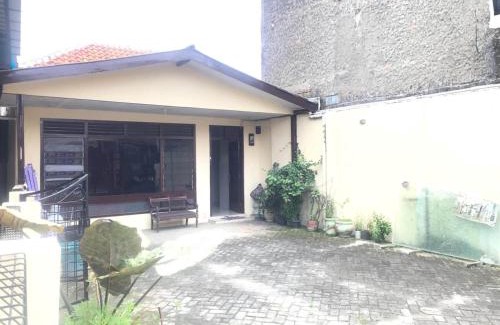 Pemalang Hotel | Hotel O Wisma Gading Syariah