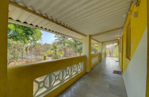 Kihim Hotel | Hotel O Yellow House