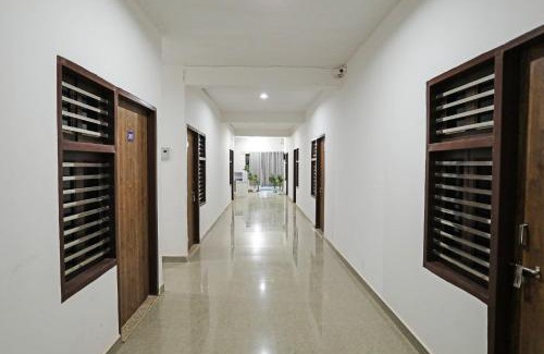 Gurugram Hotel | Hotel O Yuvraj Plaza