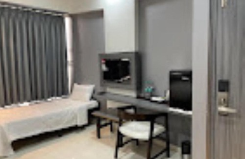 Solapur Hotel | HOTEL OBERON SOLAPUR