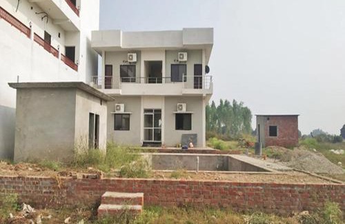 Bail Parao Hotel | Hotel OC And Resort