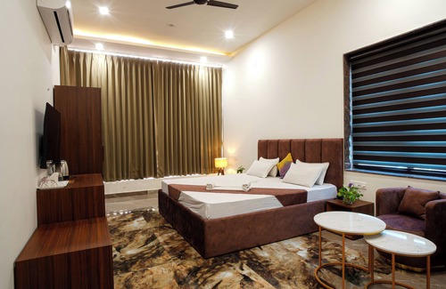 Hisar Hotel | Hotel Omkar