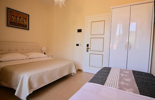 Berat Hotel | Hotel Orestiada