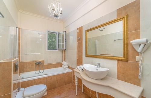 Nidri Hotel | Hotel Orion