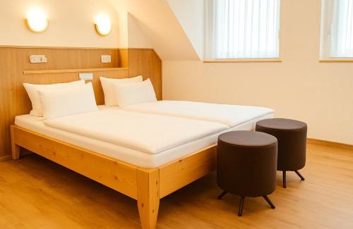 Coelbe Hotel | Hotel Orthwein -kostenfreie Parkplätze-