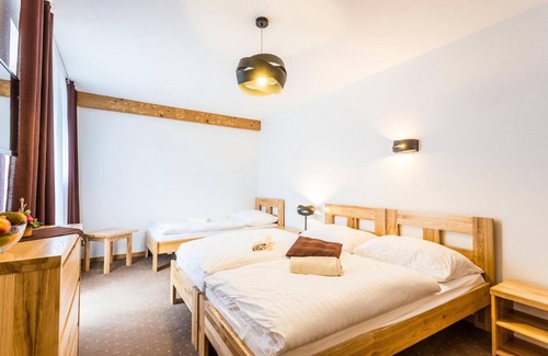 Oravsky Podzamok Hotel | Hotel Palatín