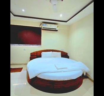 Surat Hotel | Hotel Palladium