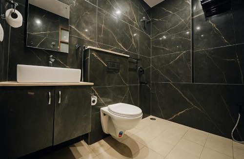 Mahipalpur Extension Hotel | Hotel Palm View by JMD Group