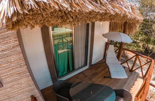 Bacalar Hotel | Hotel Pancho Villas Bacalar Vista a Laguna
