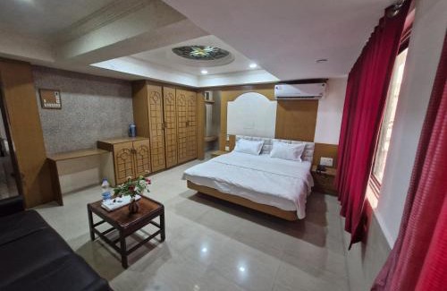 Jamnagar Hotel | Hotel Paradise
