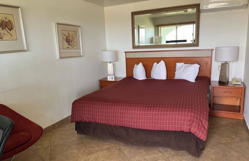 Colnett Hotel | Hotel Paraiso Colonet