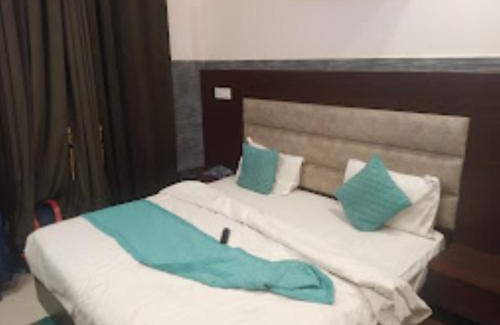 Panipat Hotel | HOTEL PARK GREEN , Panipat