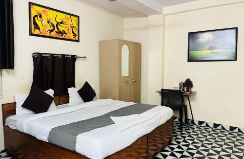 Chanakyapuri Hotel | Hotel Peace - 5 Mins Away From US Embassy
