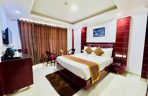Shimla Hotel | Hotel Pearl Grand White near VOLVO BUS STAND #private parking #AC ROOMS #in city centre