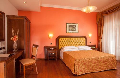Rione XVIII Castro Pretorio Hotel | Hotel Piemonte