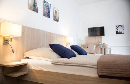 Deutz Hotel | Hotel Pilar Garni